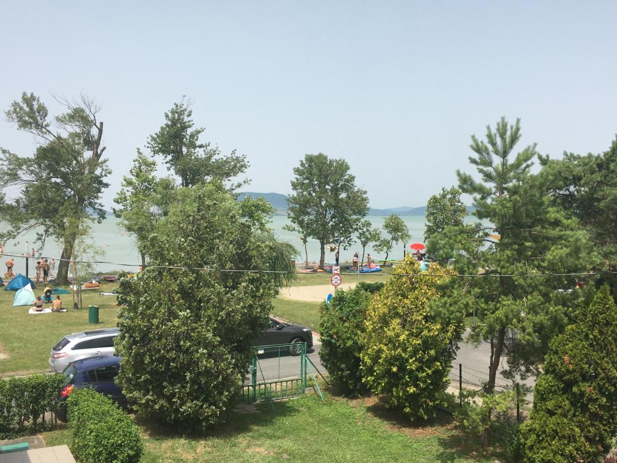 בלטונפנבש Pelso Wellness Hotel מראה חיצוני תמונה